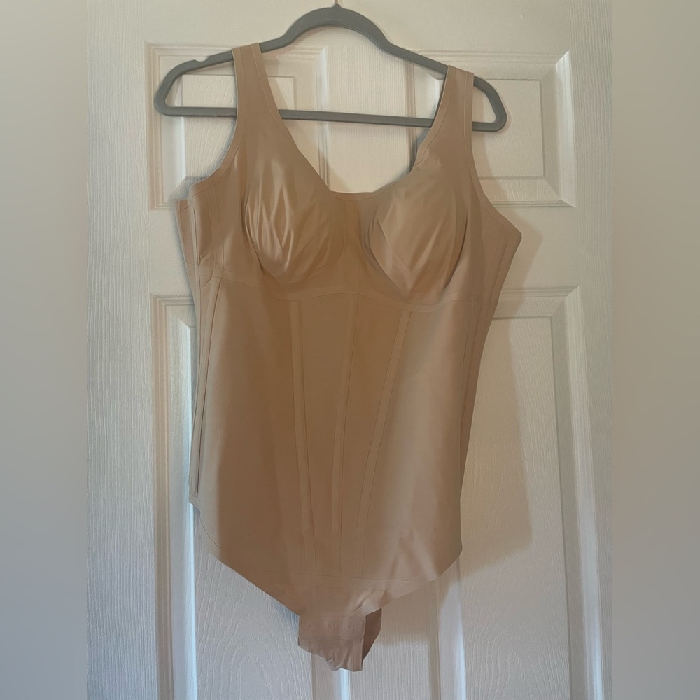 Honeylove Boldness Beige Bodysuit - Never Worn